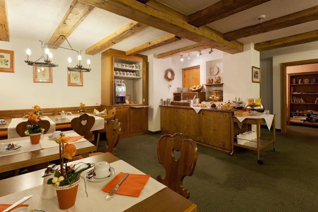 Hotel Montfort Sankt Anton am Arlberg Dış mekan fotoğraf
